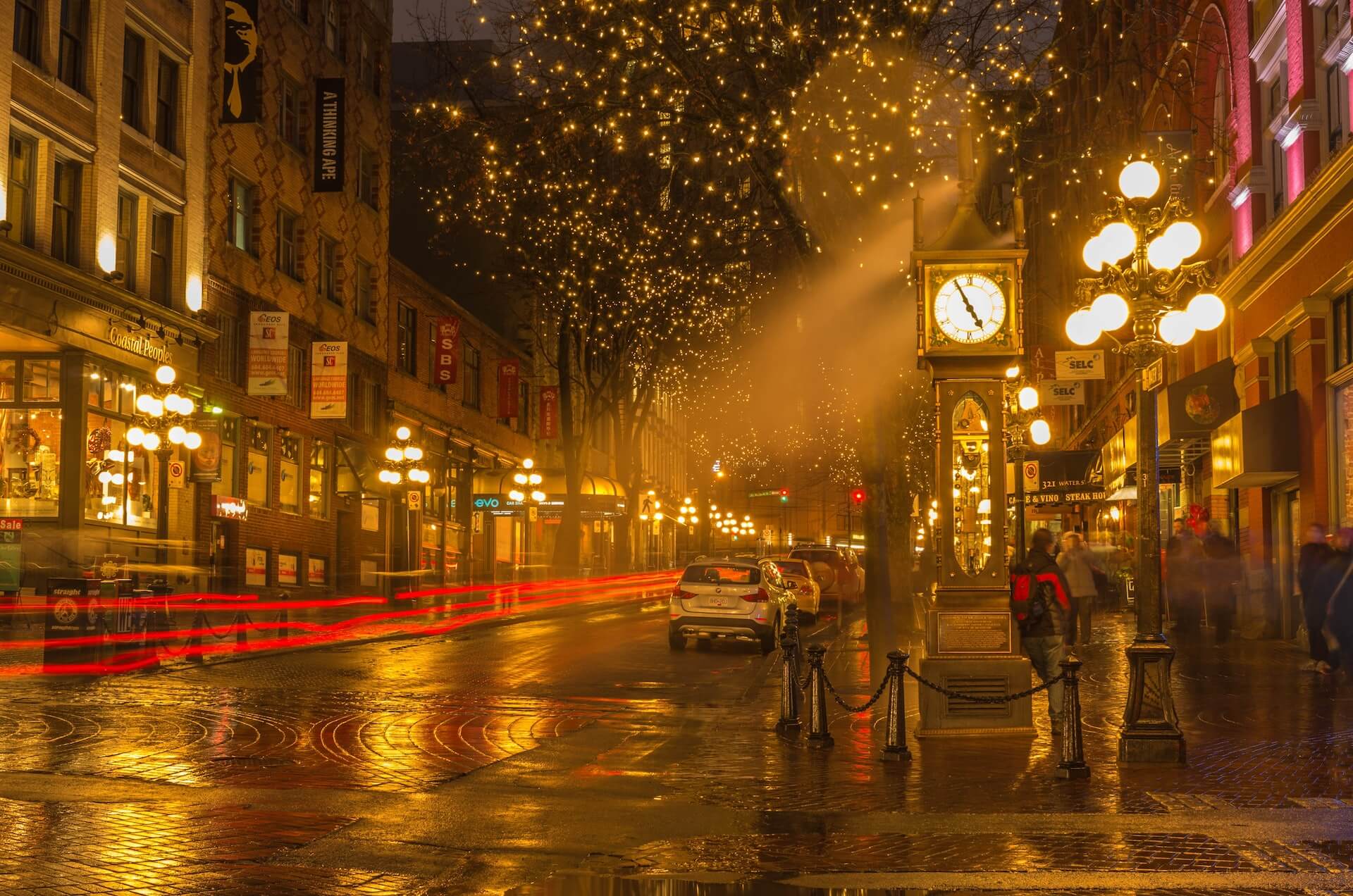 Romantic shot of a Vancouver street clock